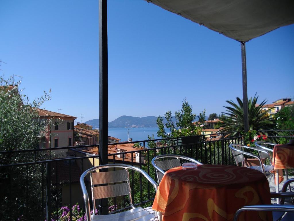 Albergo Delle Ondine 텔라로 외부 사진